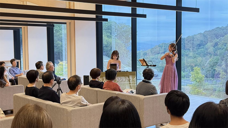 奈良市斎苑「旅立ちの杜」寄贈絵画除幕式＆コンサート